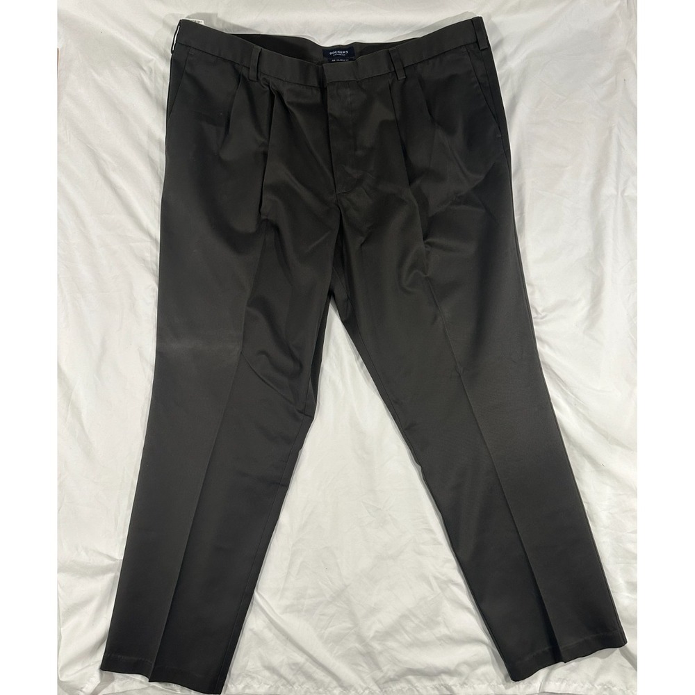 Dockers Pleated Chino Pants Mens 44x32 Brown D3 Classic Fit 408490005